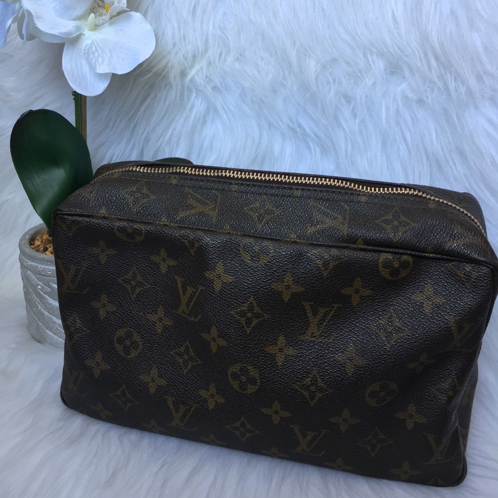Authentic LV Trousse Toilette